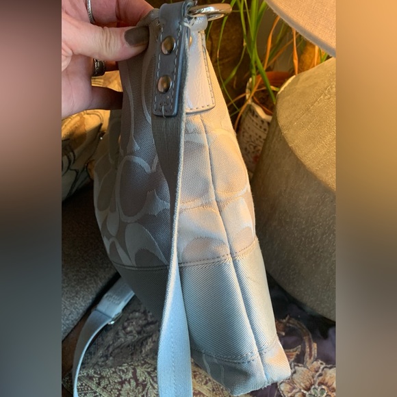 SOLD⛔️Authentic COACH 1941 Signature canvas/patent leather Stripe zip CrossBody - Picture 9 of 16